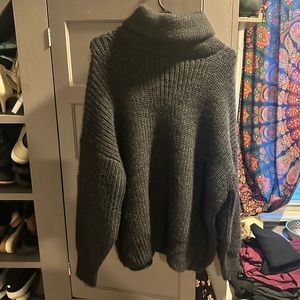H&M Gray Turtleneck Sweater - XL